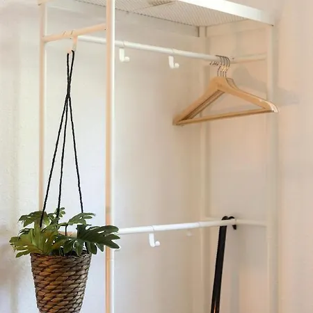 Center Apartment *